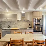 Lejlighed Le 102. 3 Chambres. Terrasse. Parking. Wifi *