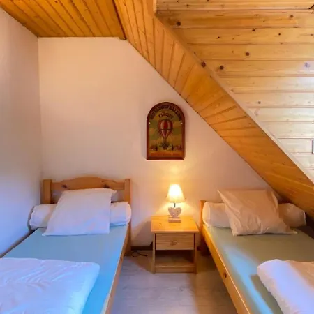 Apartment Le 102. 3 Chambres. Terrasse. Parking. Wifi Cauterets