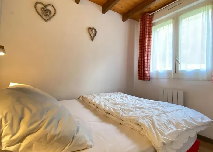 Le 102. 3 Chambres. Terrasse. Parking. Wifi 아파트 코트레