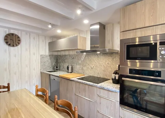 아파트 Le 102. 3 Chambres. Terrasse. Parking. Wifi